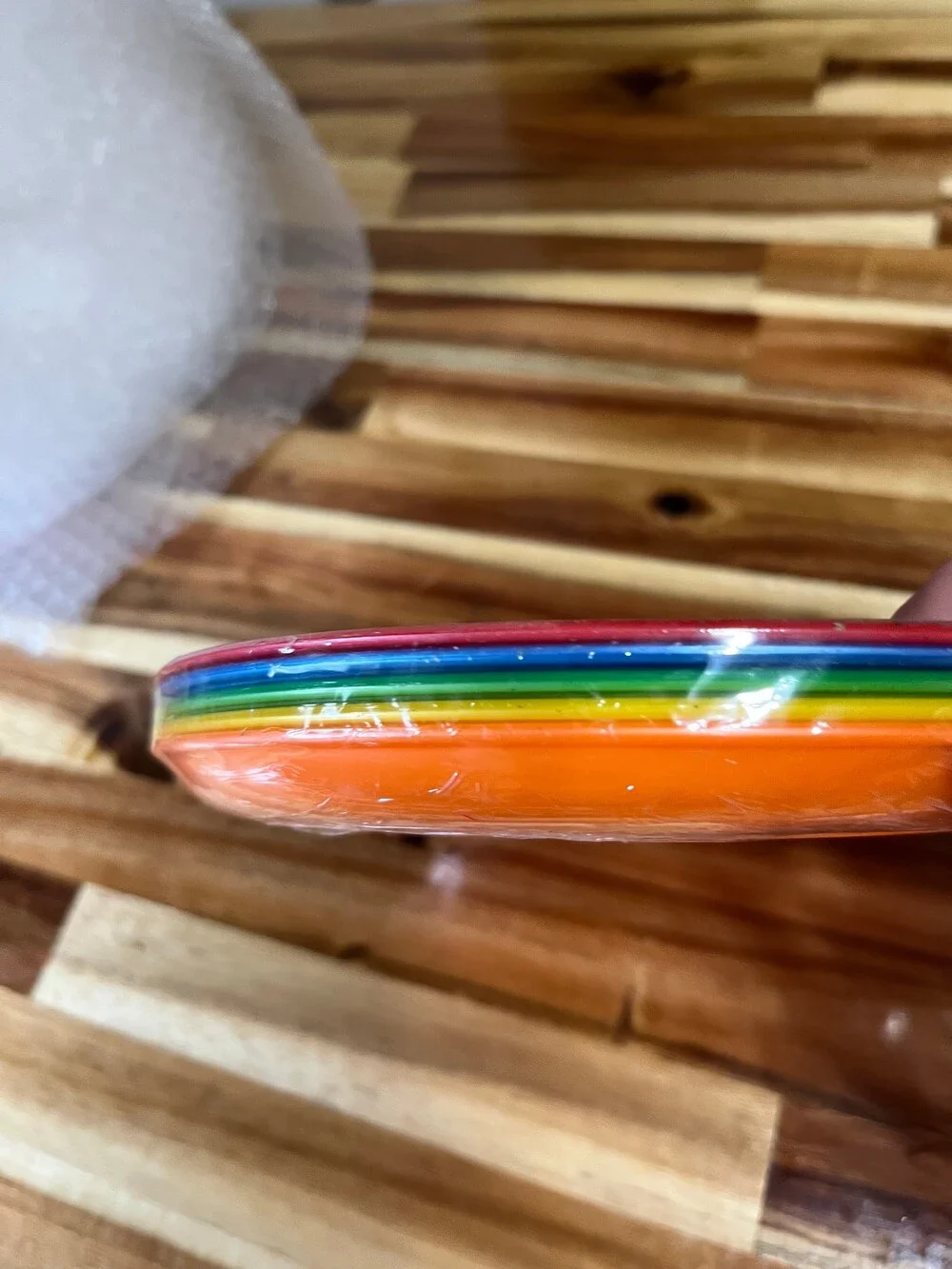 M&M set of 5 plastic plates